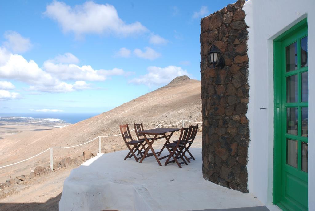 Villa El Perinque Femés Εξωτερικό φωτογραφία